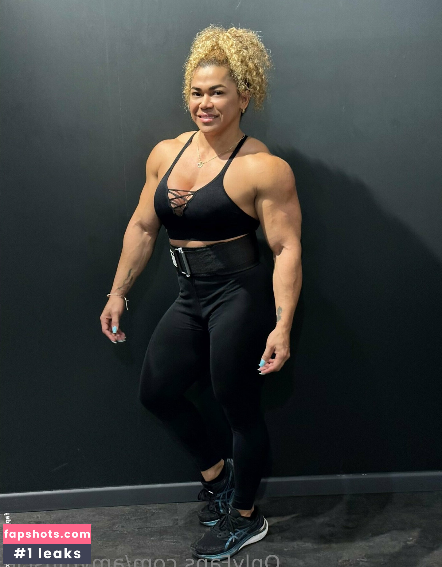 amymuscle gallery photo #79