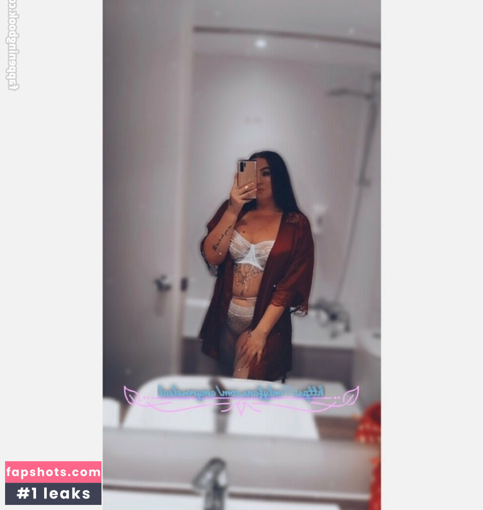 amyroseleal gallery photo #12