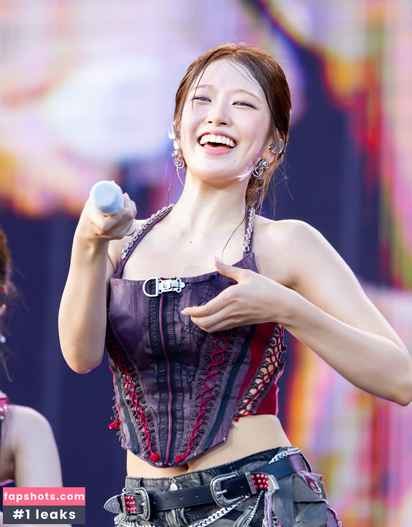 An Yujin 안유진 | Nude Leaks OnlyFans Photos #24 - LeakJerk