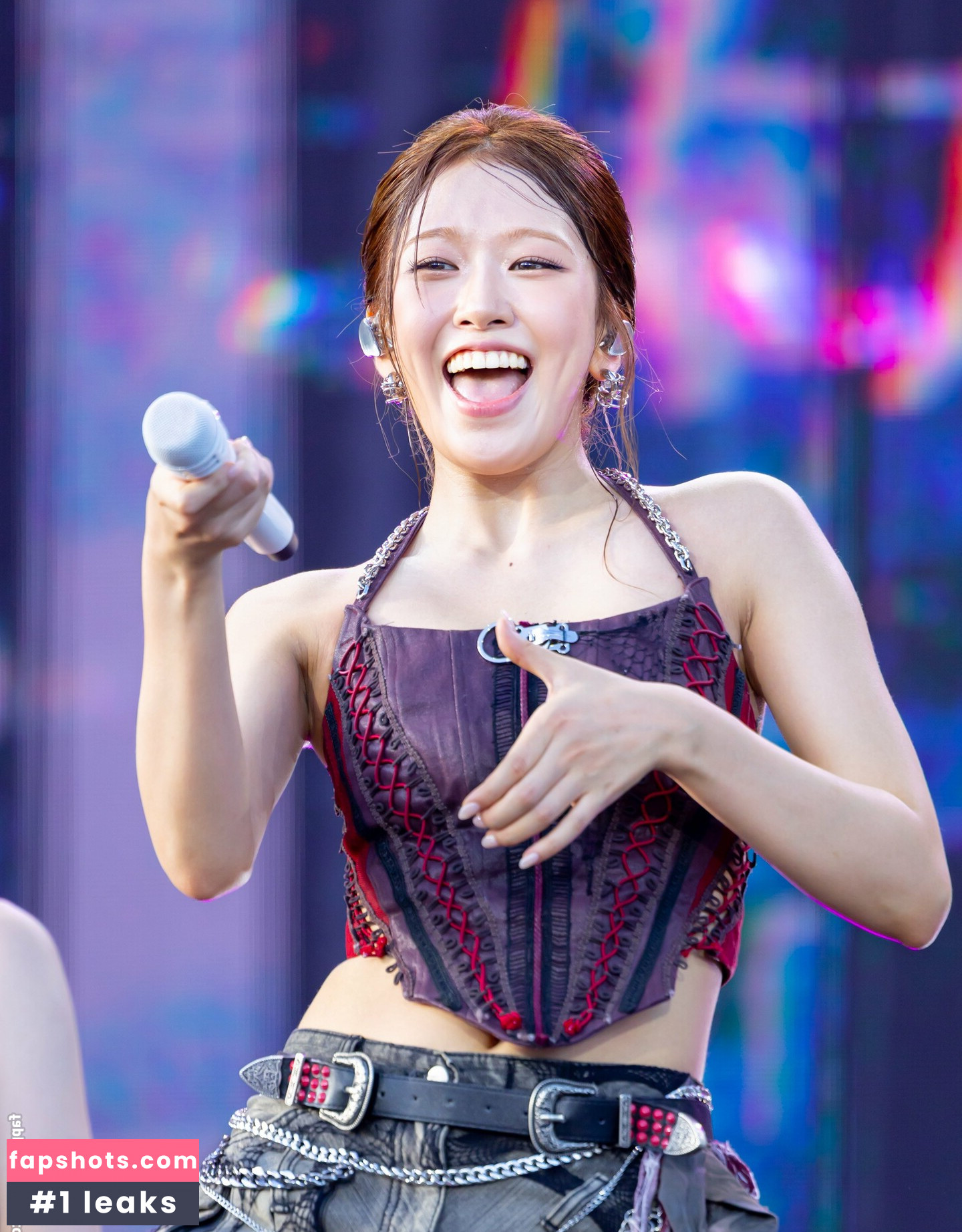 An Yujin 안유진 | Nude Leaks OnlyFans Photos #8 - LeakJerk