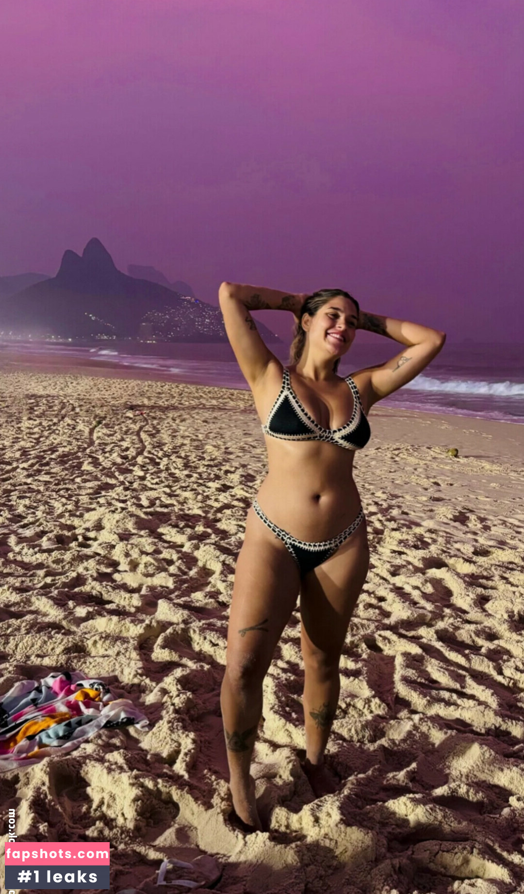 Ana Abreu Nude Leaks OnlyFans Photos #2 - LeakJerk