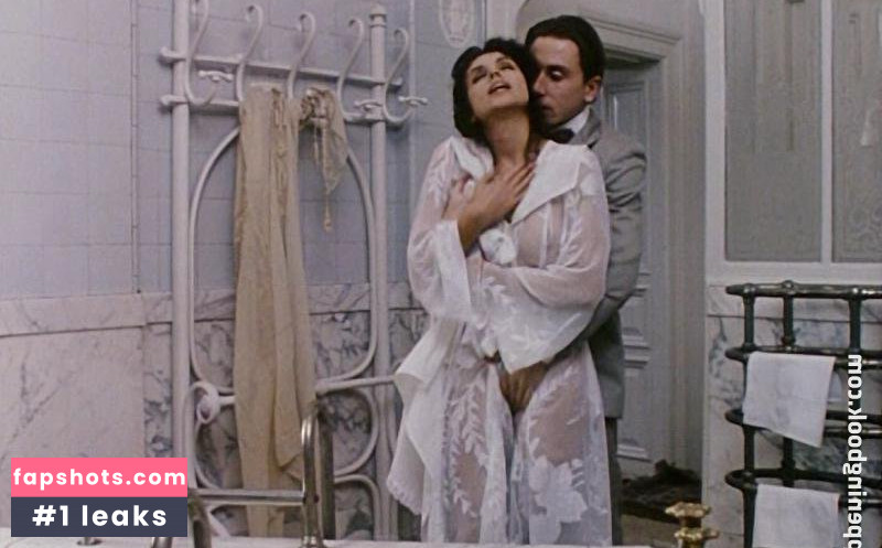 Ana Belén gallery photo #4