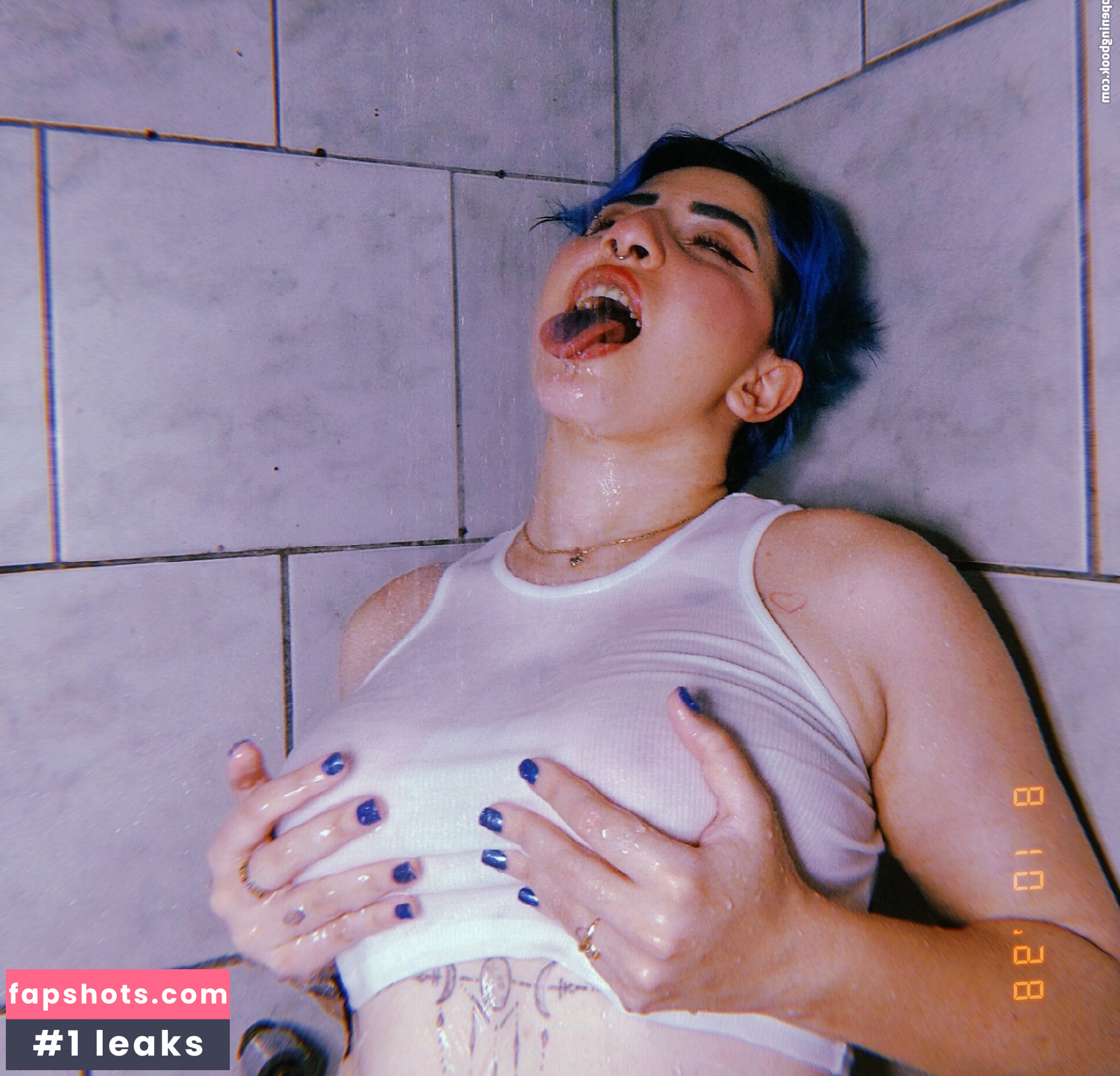 Ana Brando gallery photo #10