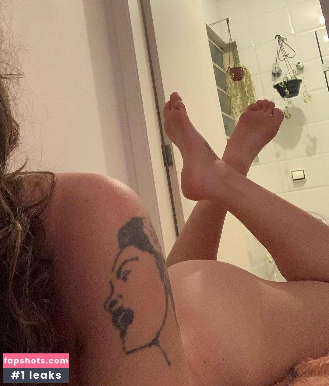 Ana Canas gallery photo #3