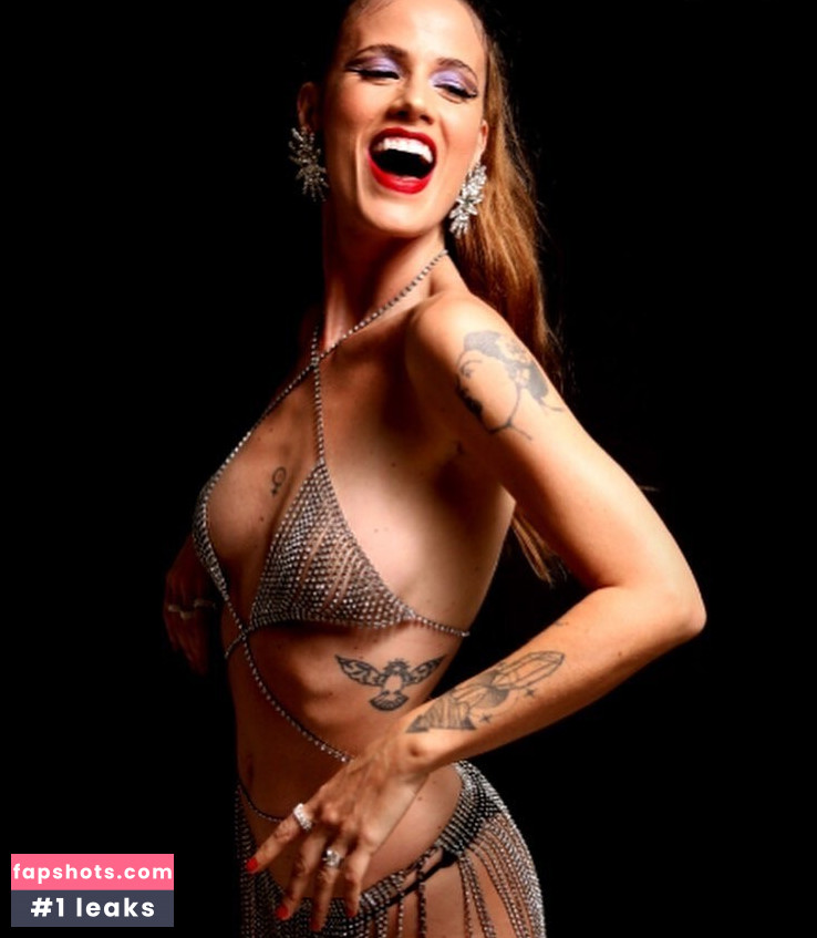 Ana Canas gallery photo #48