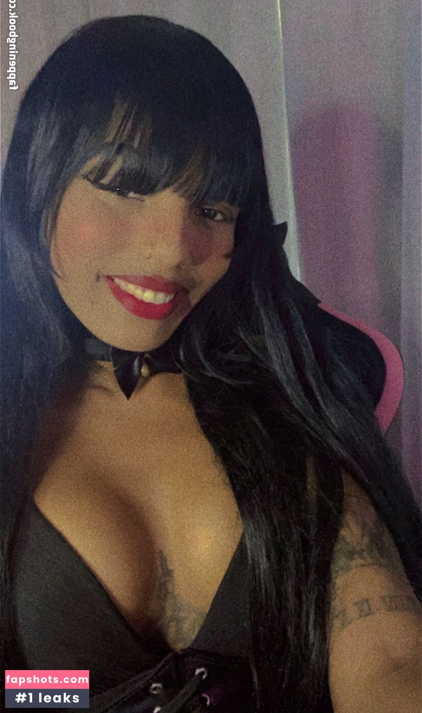 Ana Carolina gallery photo #46