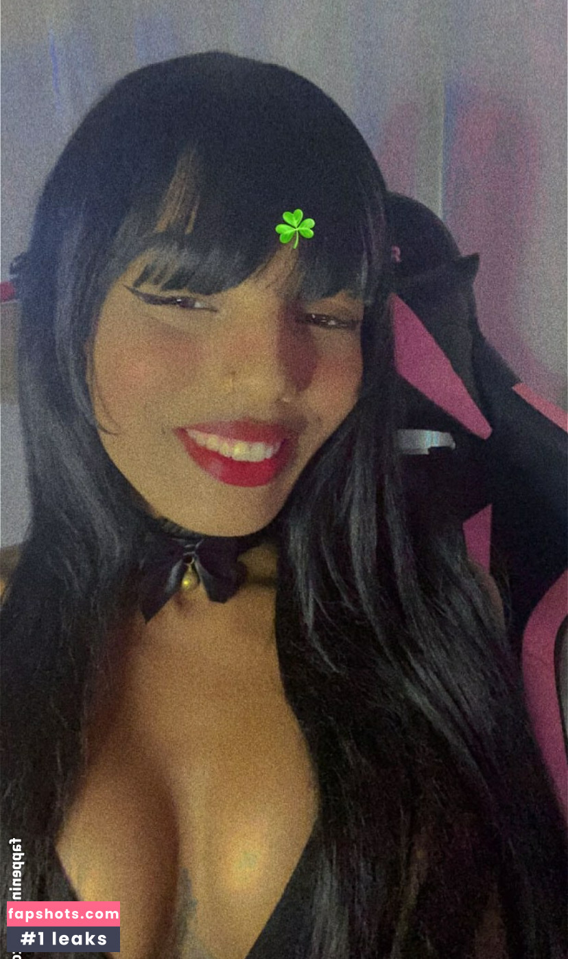 Ana Carolina gallery photo #50