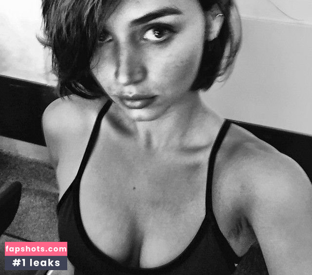 Ana de Armas gallery photo #1102