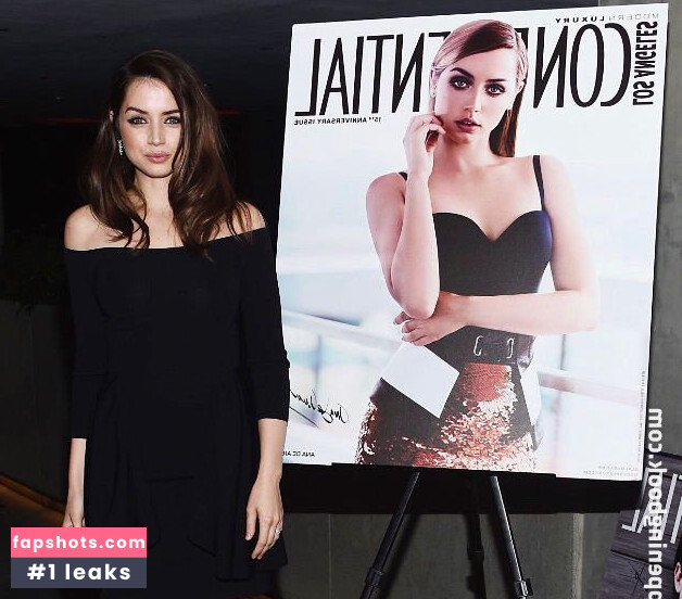 Ana de Armas gallery photo #1104
