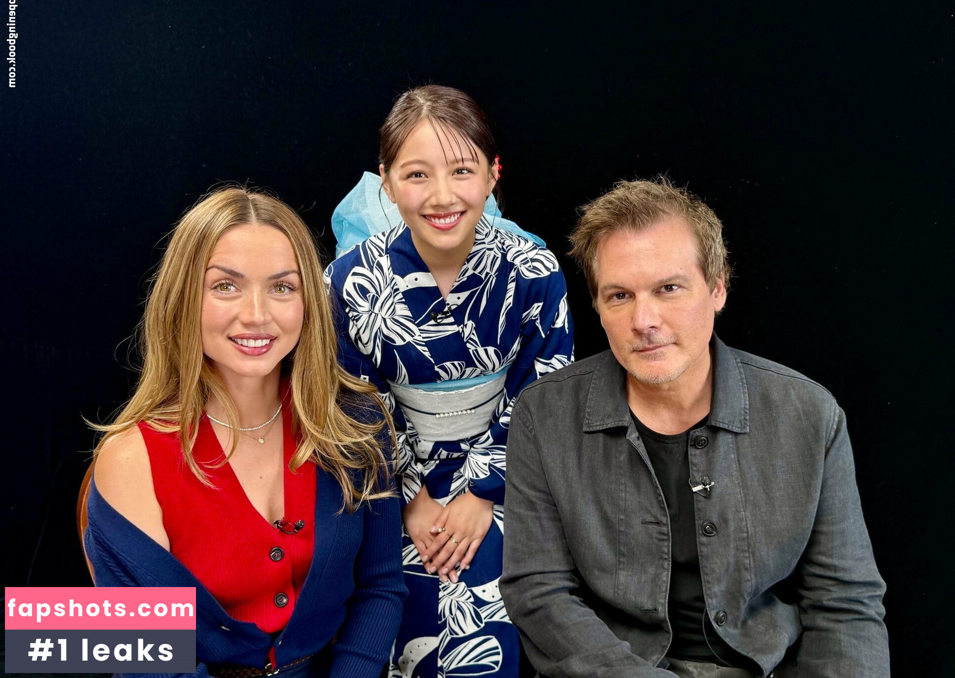 Ana de Armas gallery photo #112