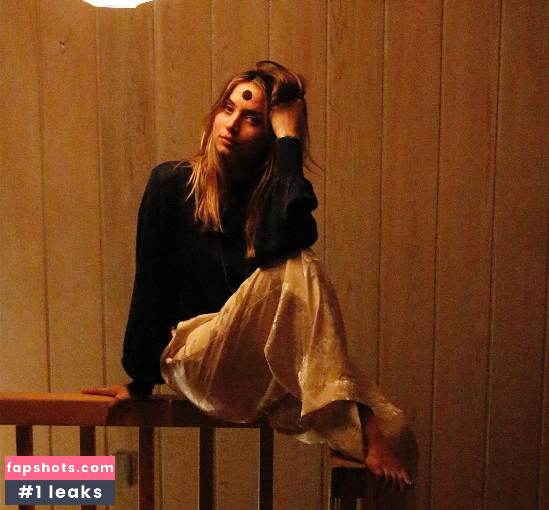 Ana de Armas gallery photo #1128