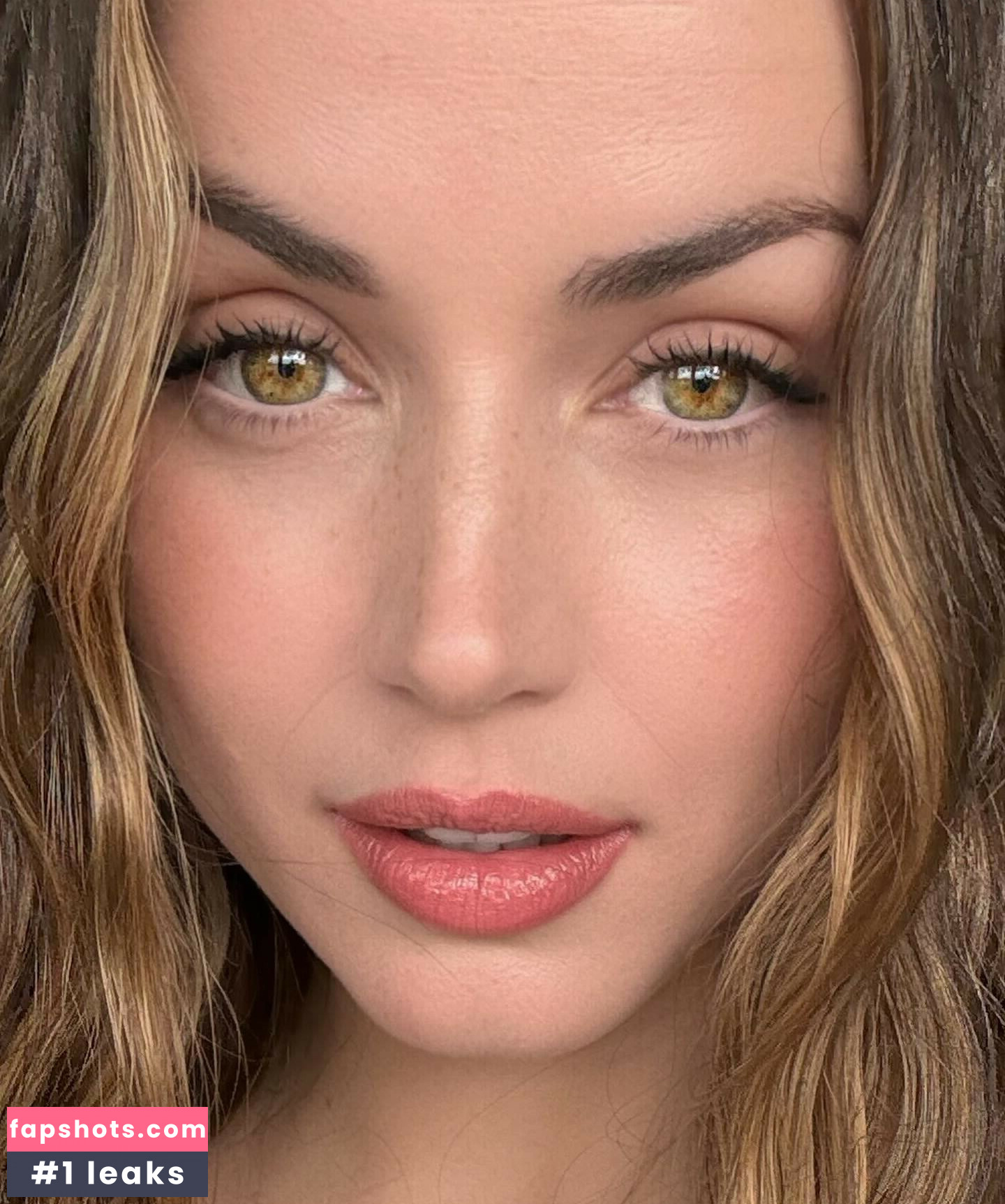 Ana de Armas gallery photo #129