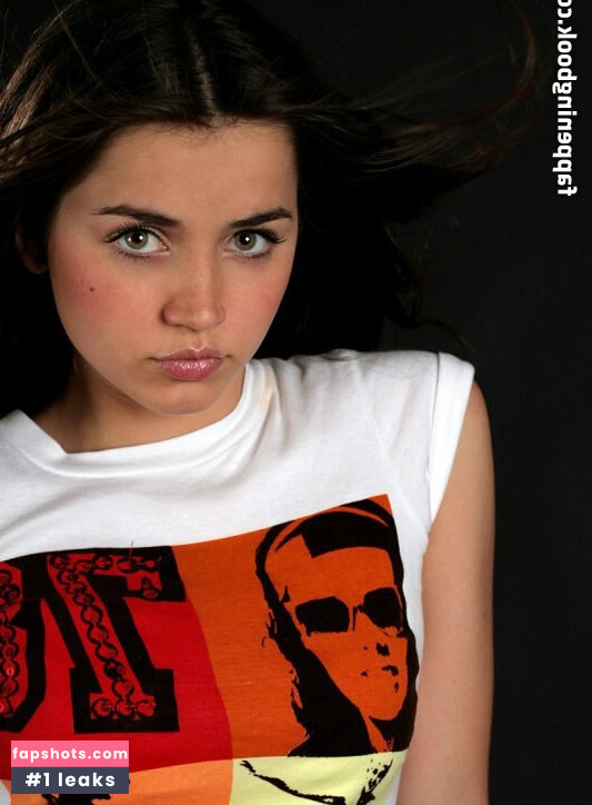 Ana de Armas gallery photo #335