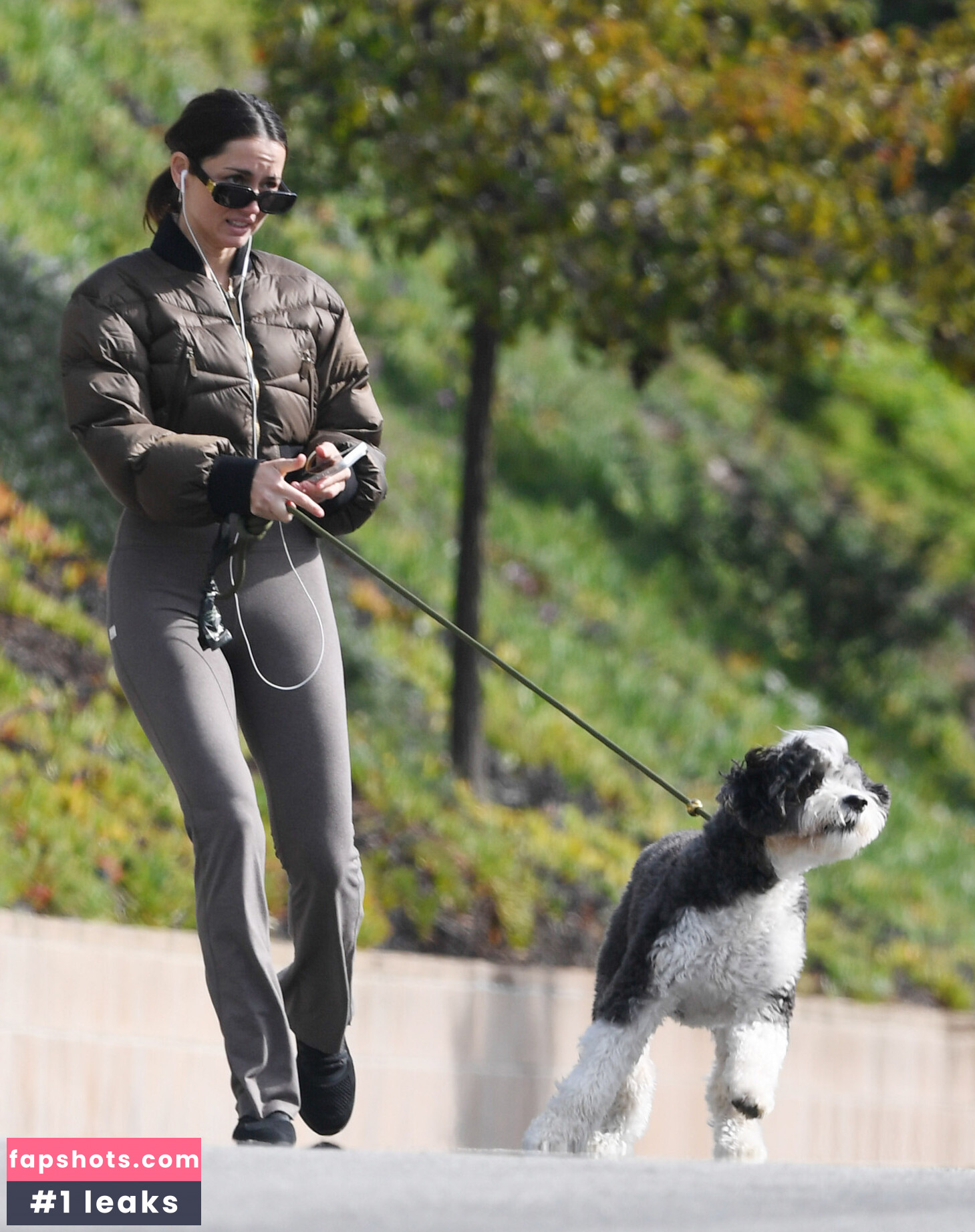 Ana de Armas gallery photo #35