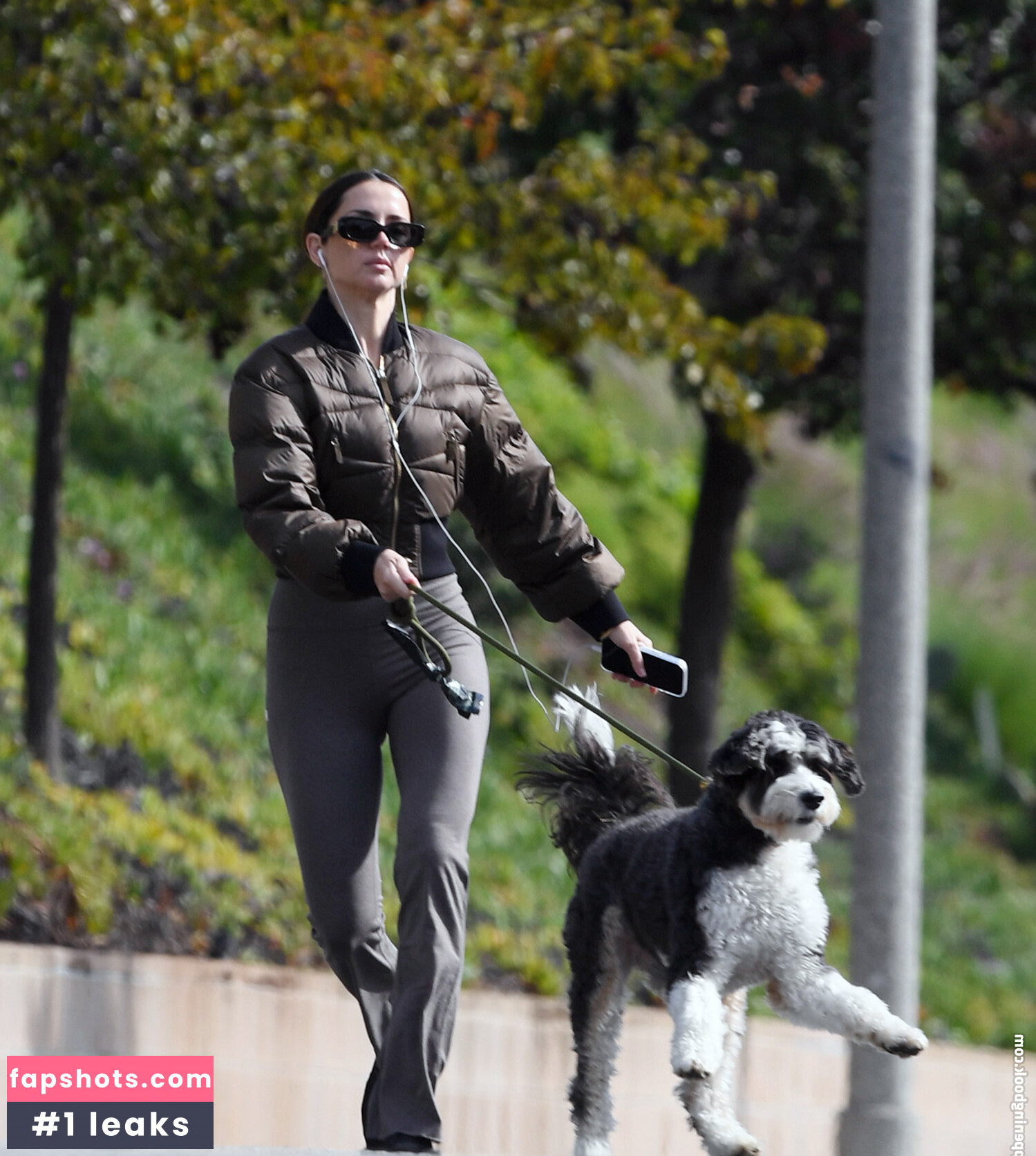 Ana de Armas gallery photo #36