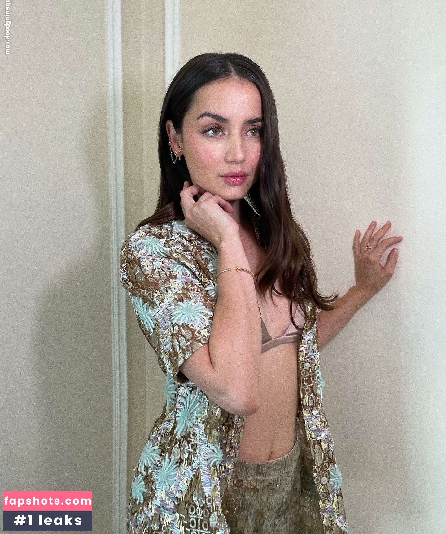 Ana de Armas gallery photo #417