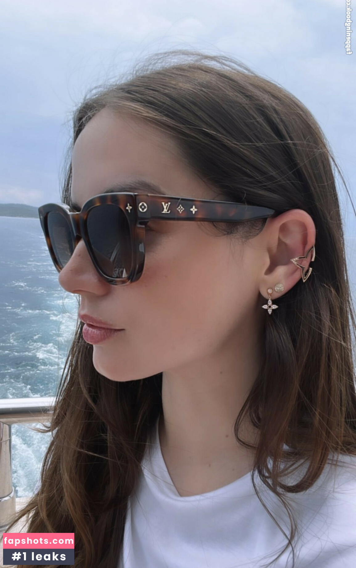 Ana de Armas gallery photo #455