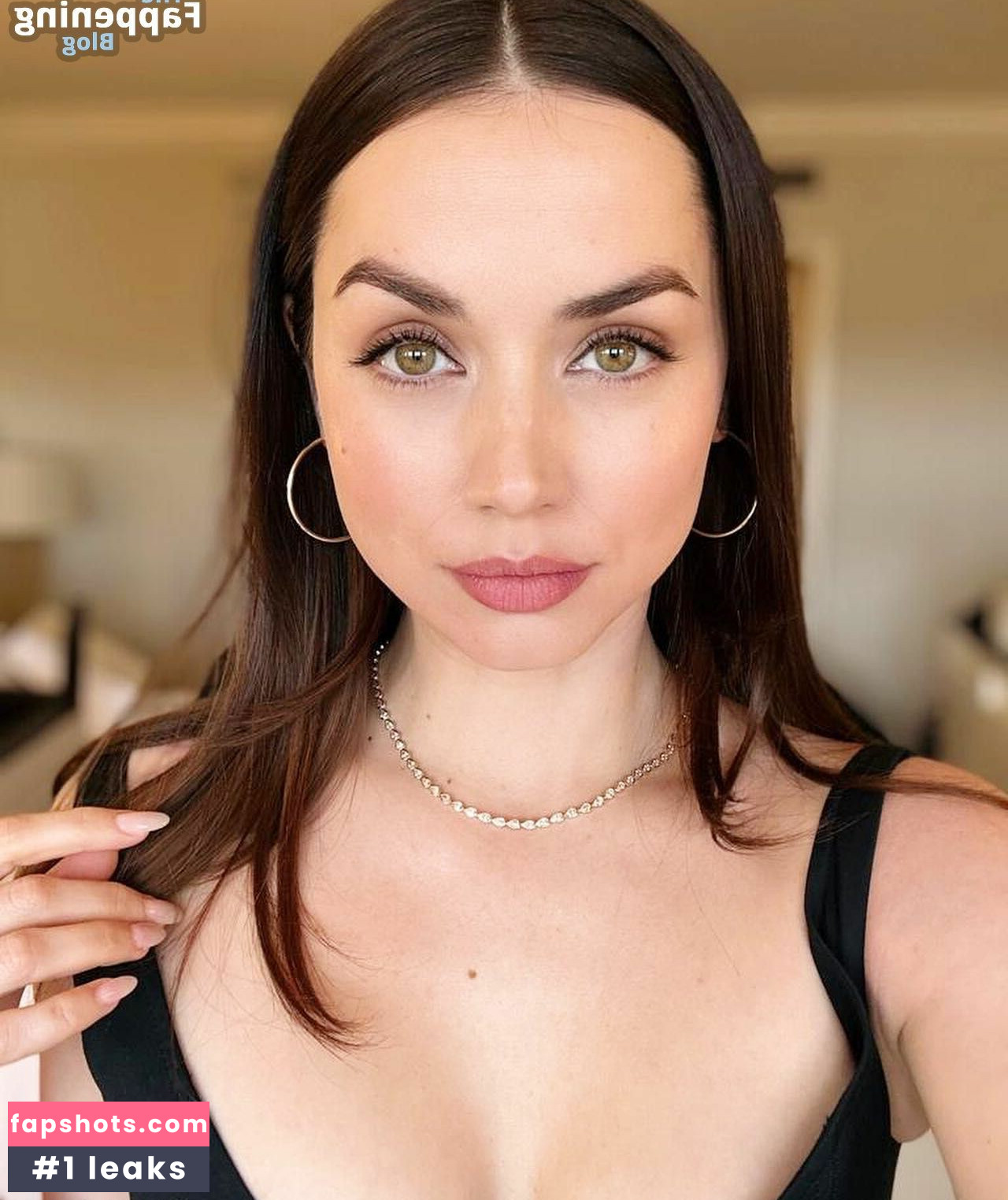 Ana de Armas gallery photo #456