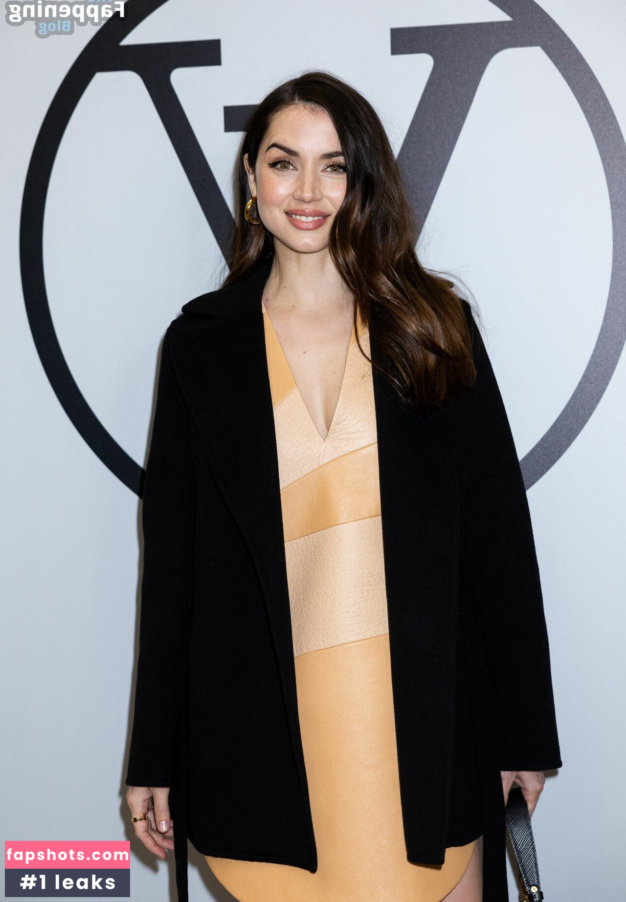 Ana de Armas gallery photo #492