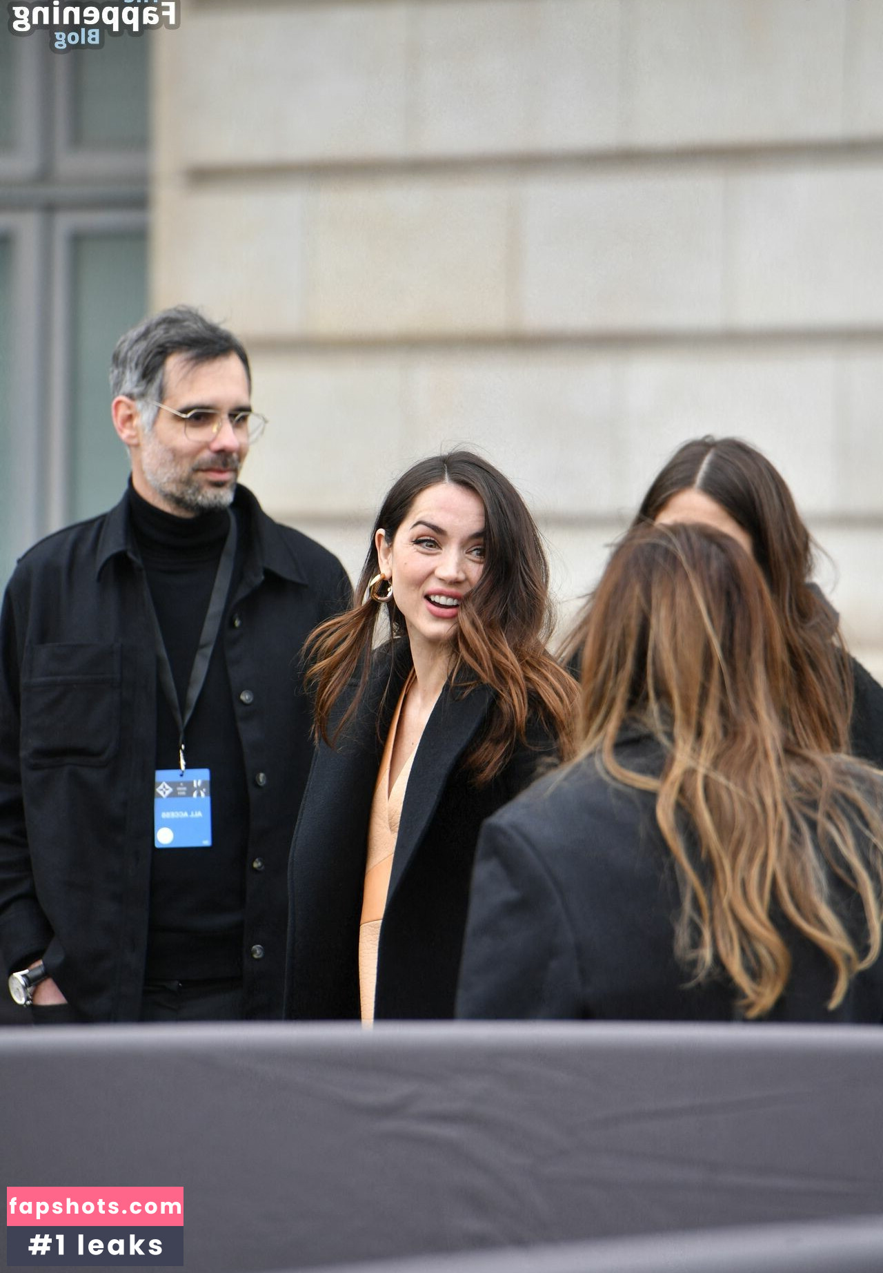 Ana de Armas gallery photo #495