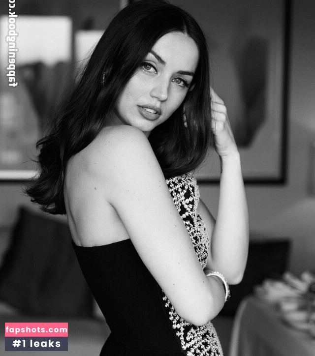 Ana de Armas gallery photo #514