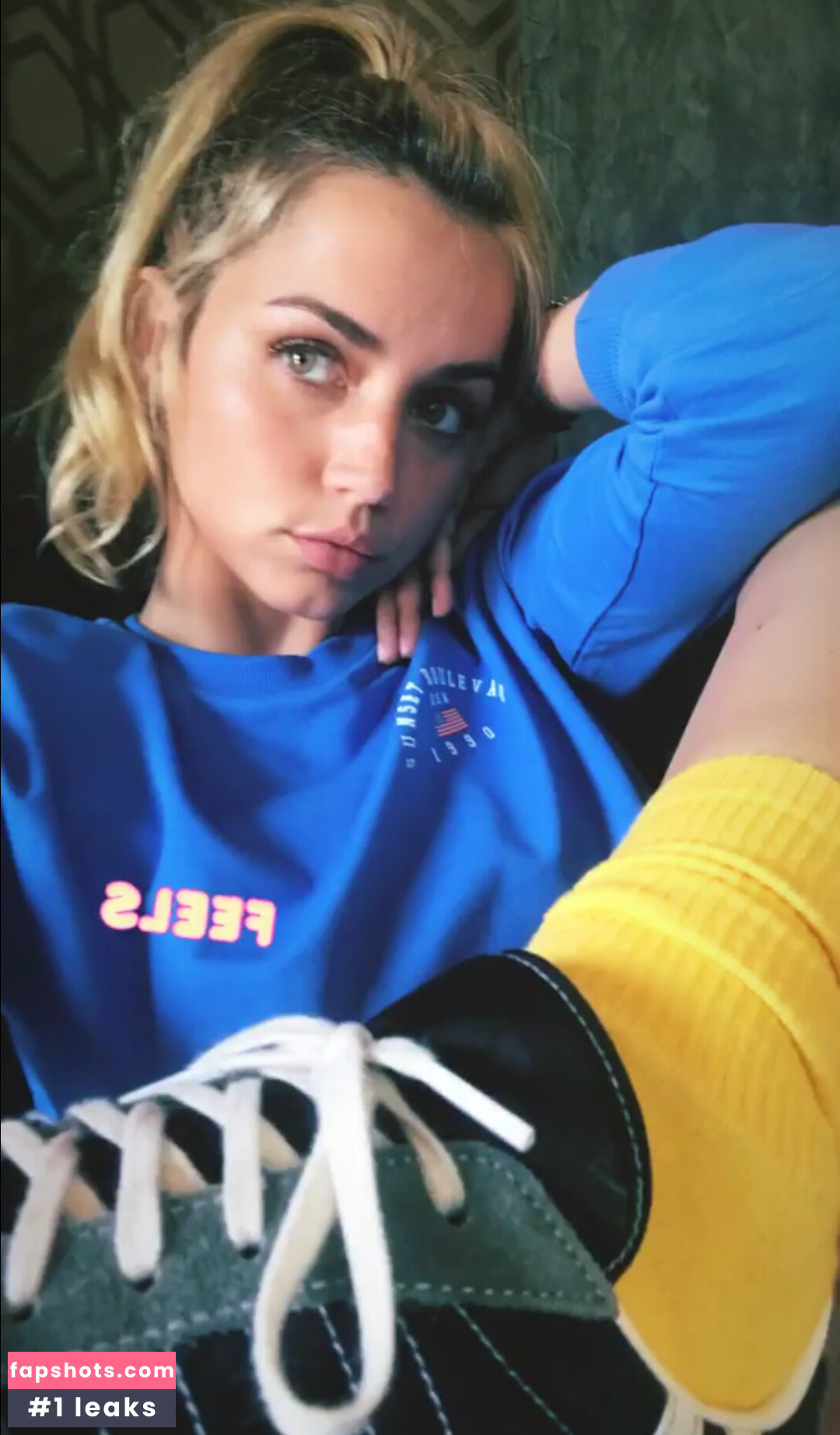 Ana de Armas gallery photo #580