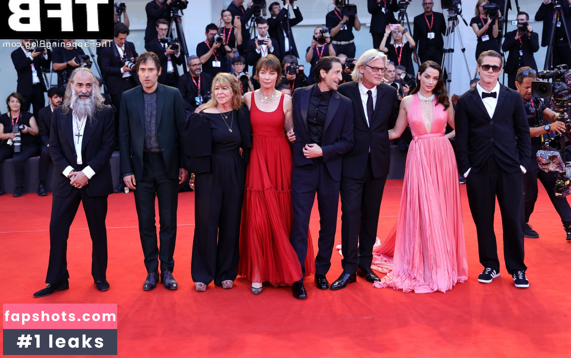 Ana de Armas gallery photo #634