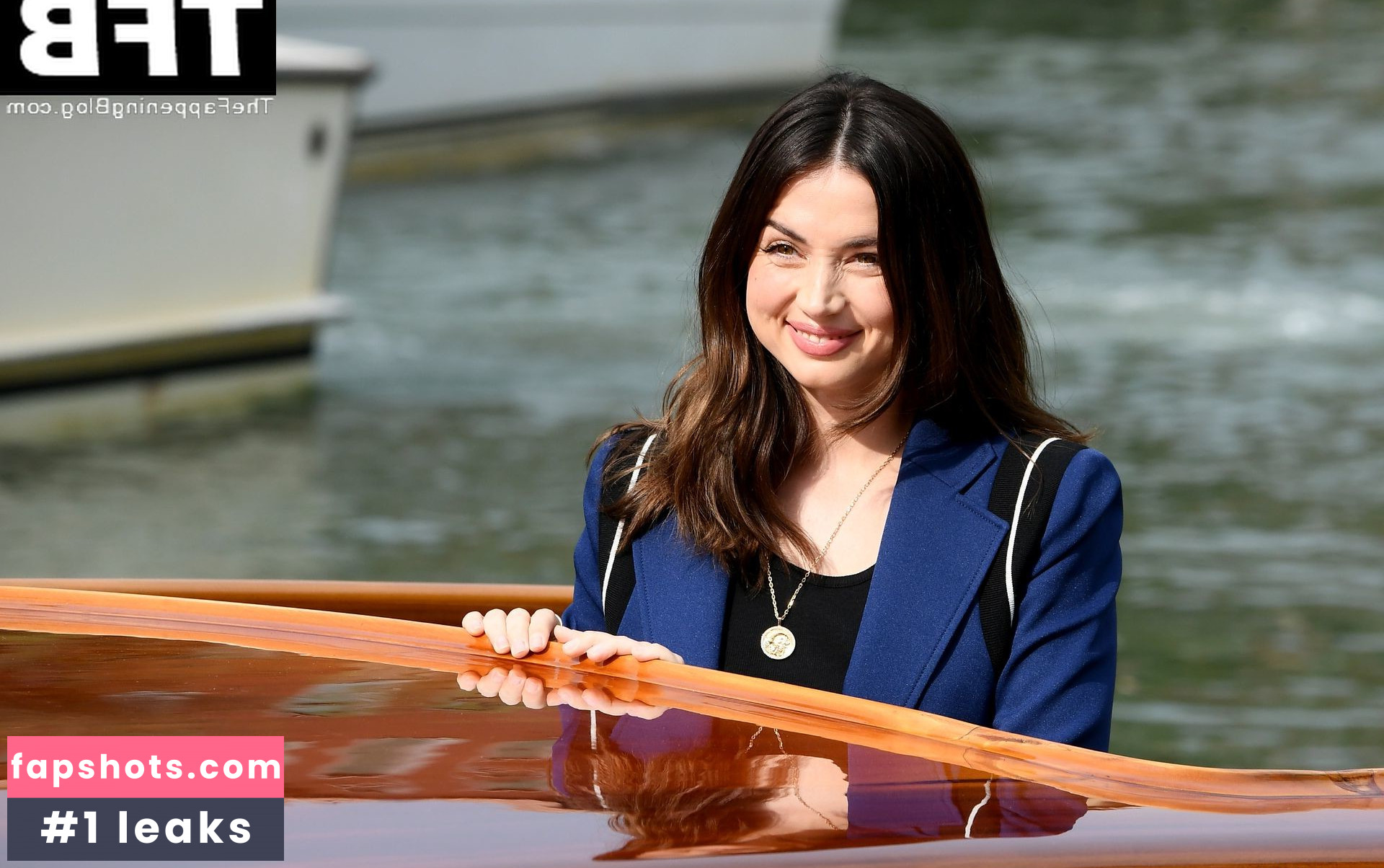 Ana de Armas gallery photo #651