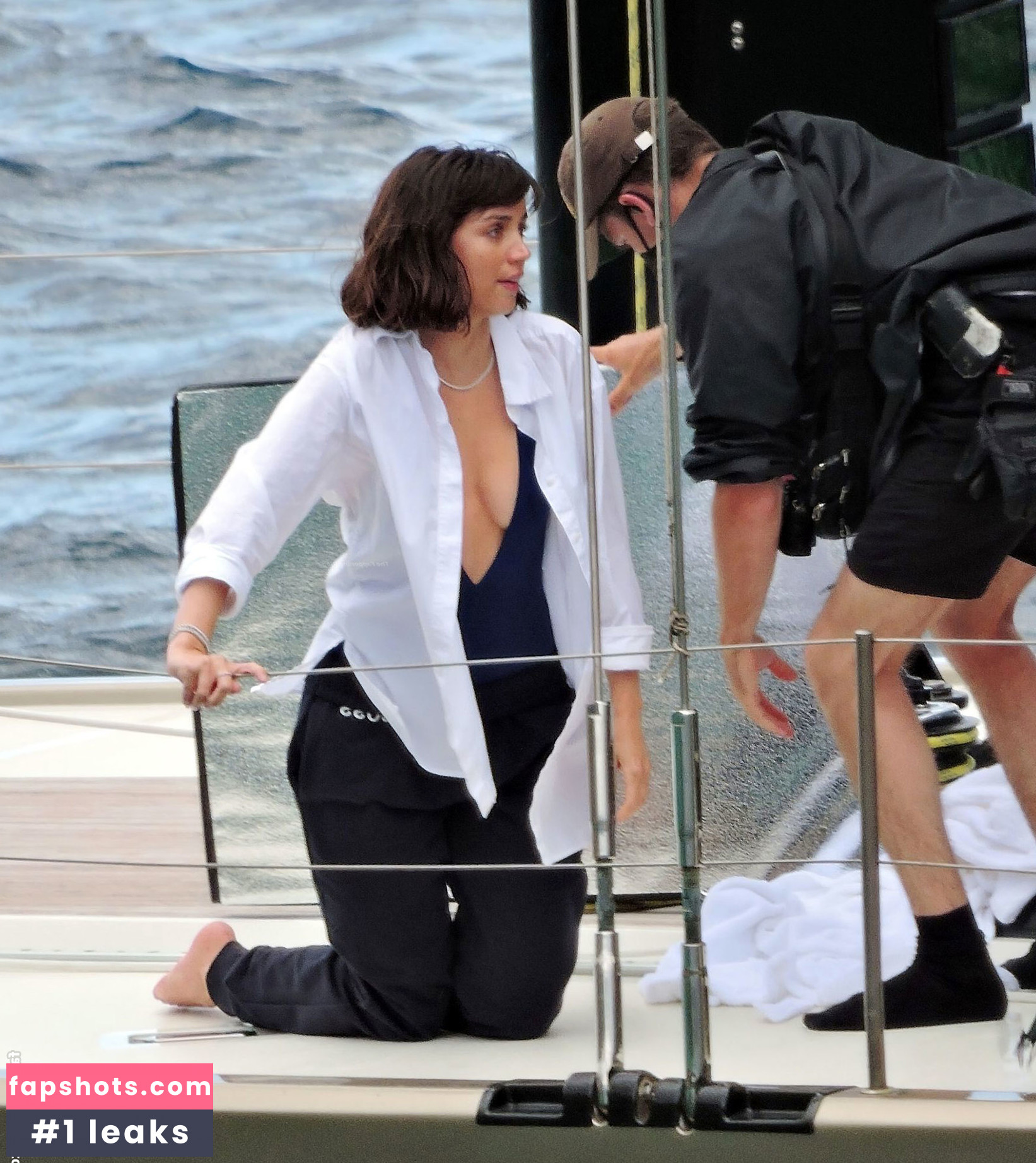 Ana de Armas gallery photo #675