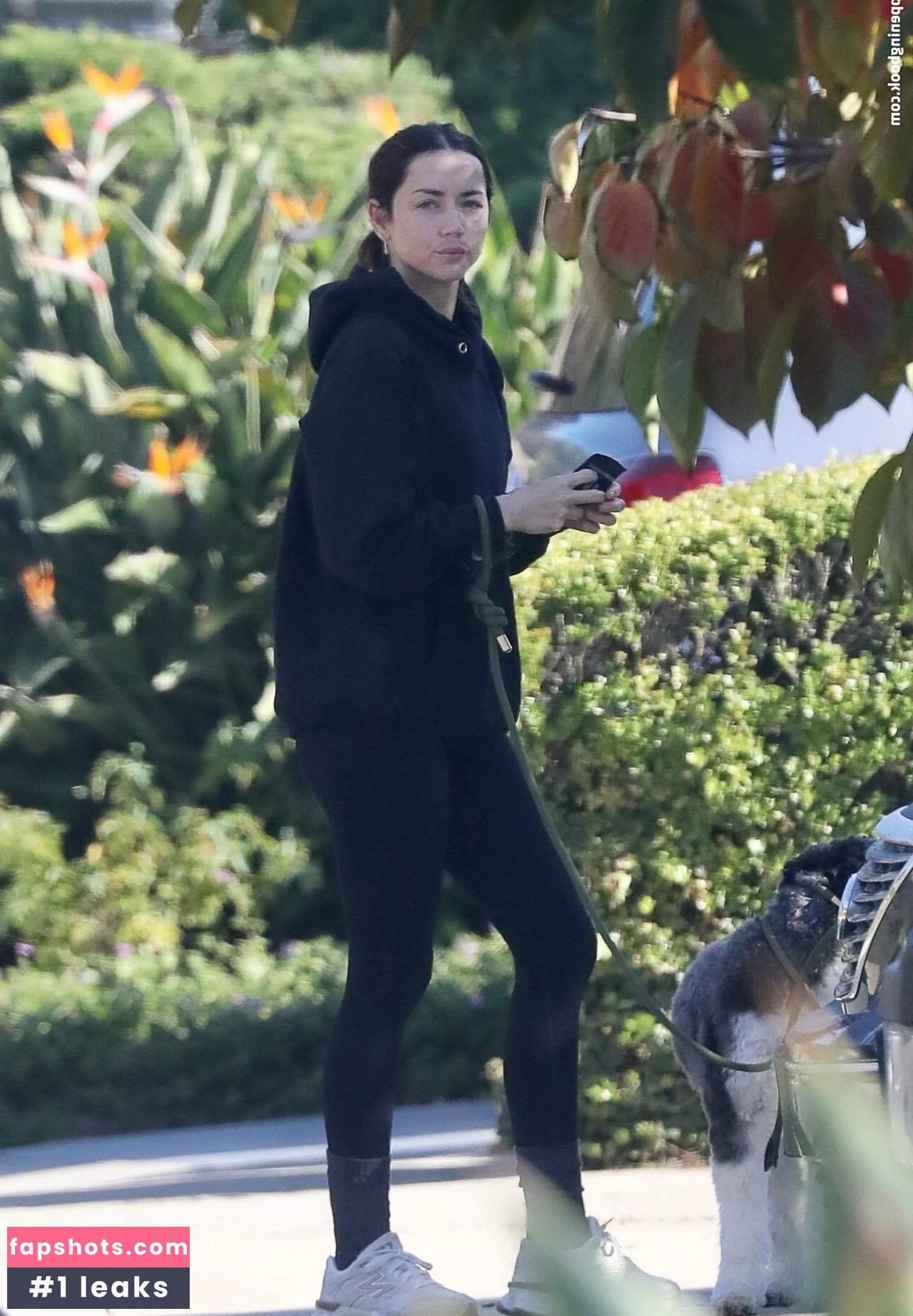 Ana de Armas gallery photo #9