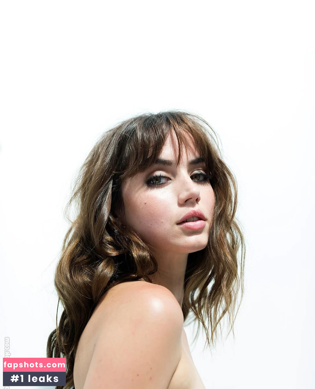 Ana de Armas gallery photo #84