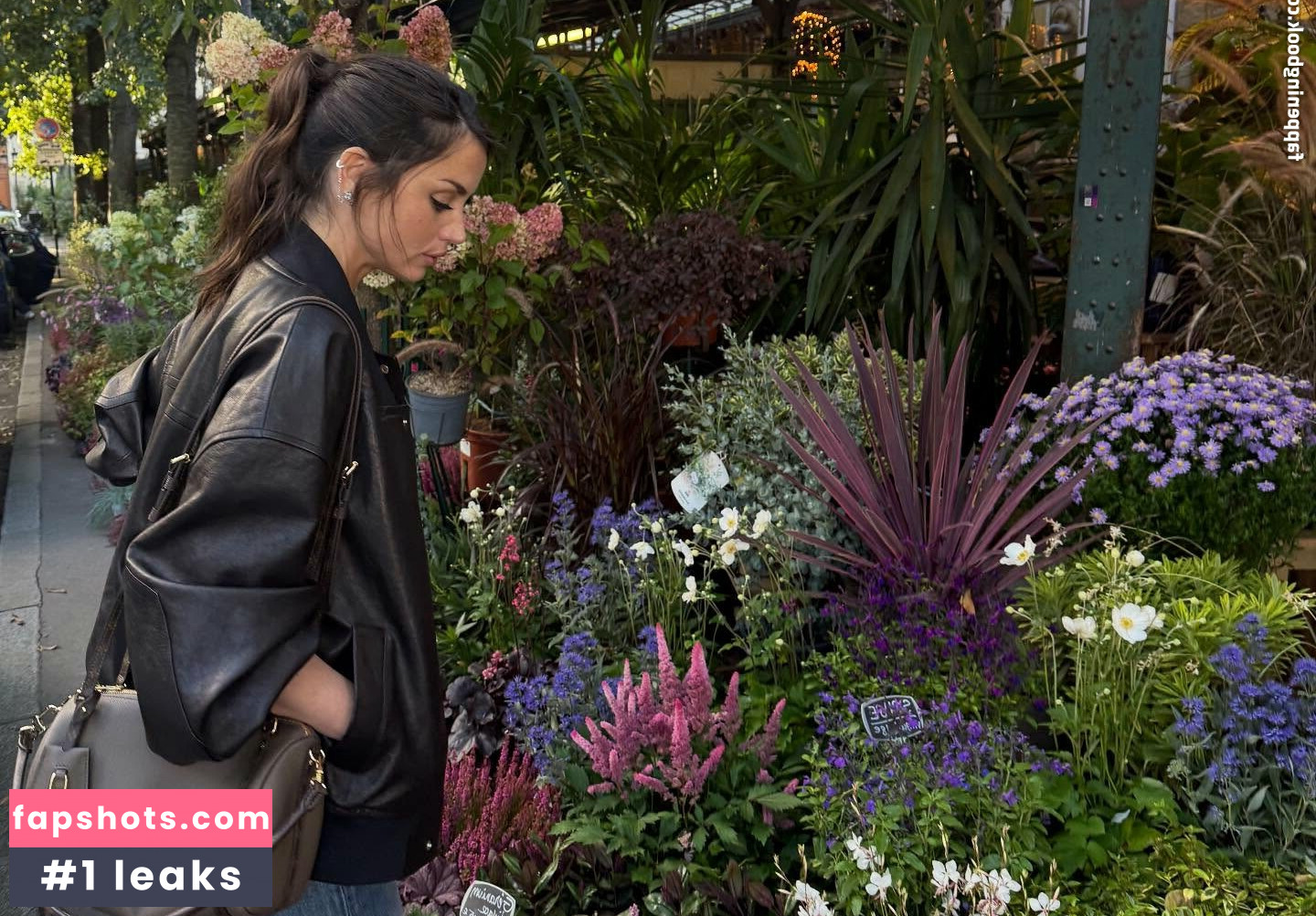 Ana de Armas gallery photo #95