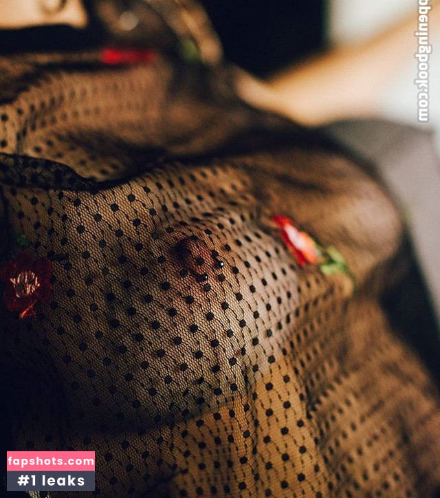 Ana Fernandes gallery photo #19