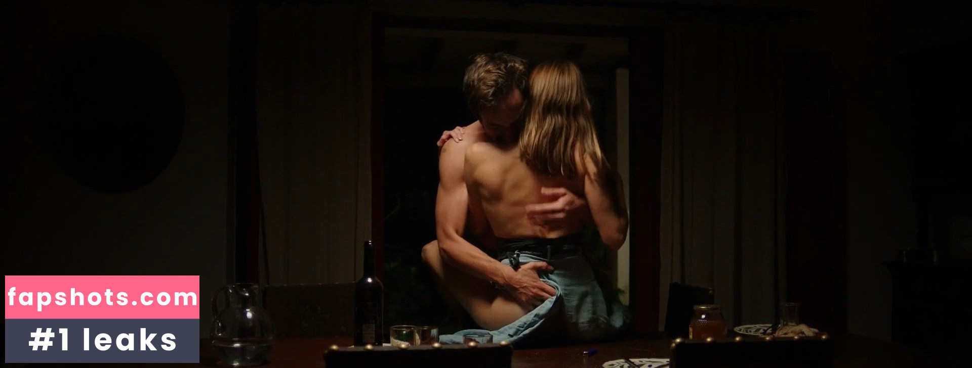 Ana Girardot gallery photo #13