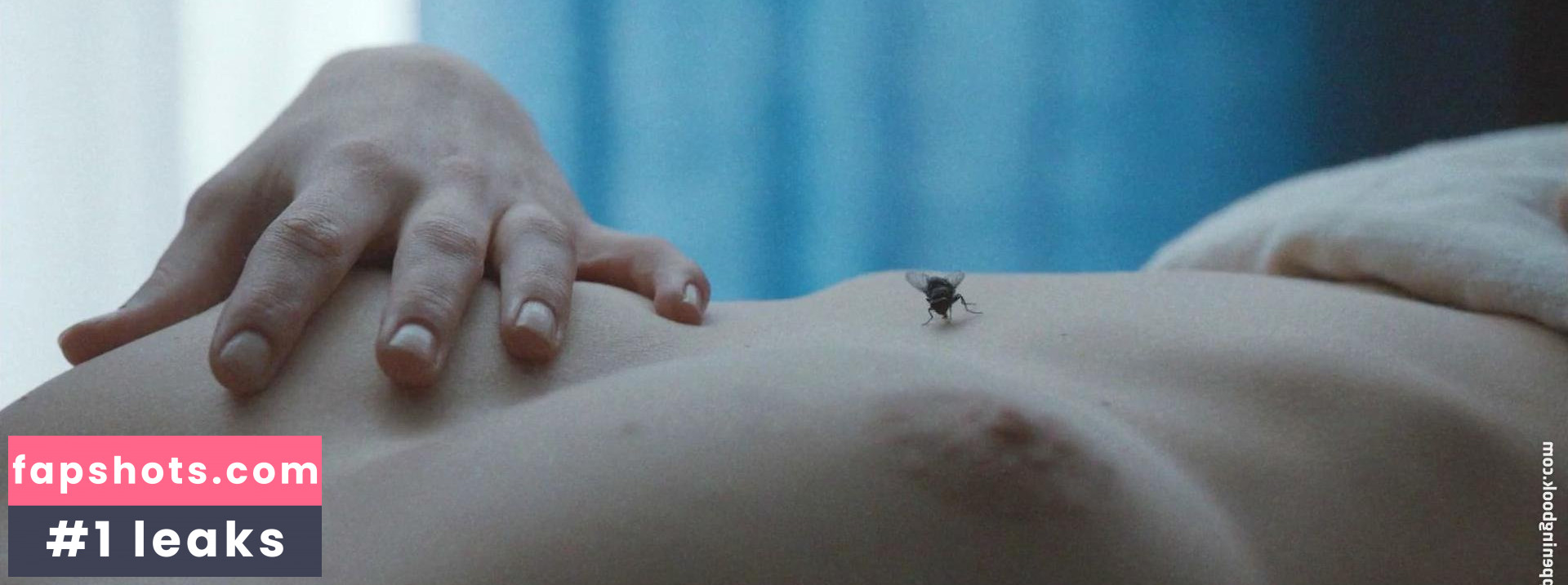 Ana Girardot gallery photo #33