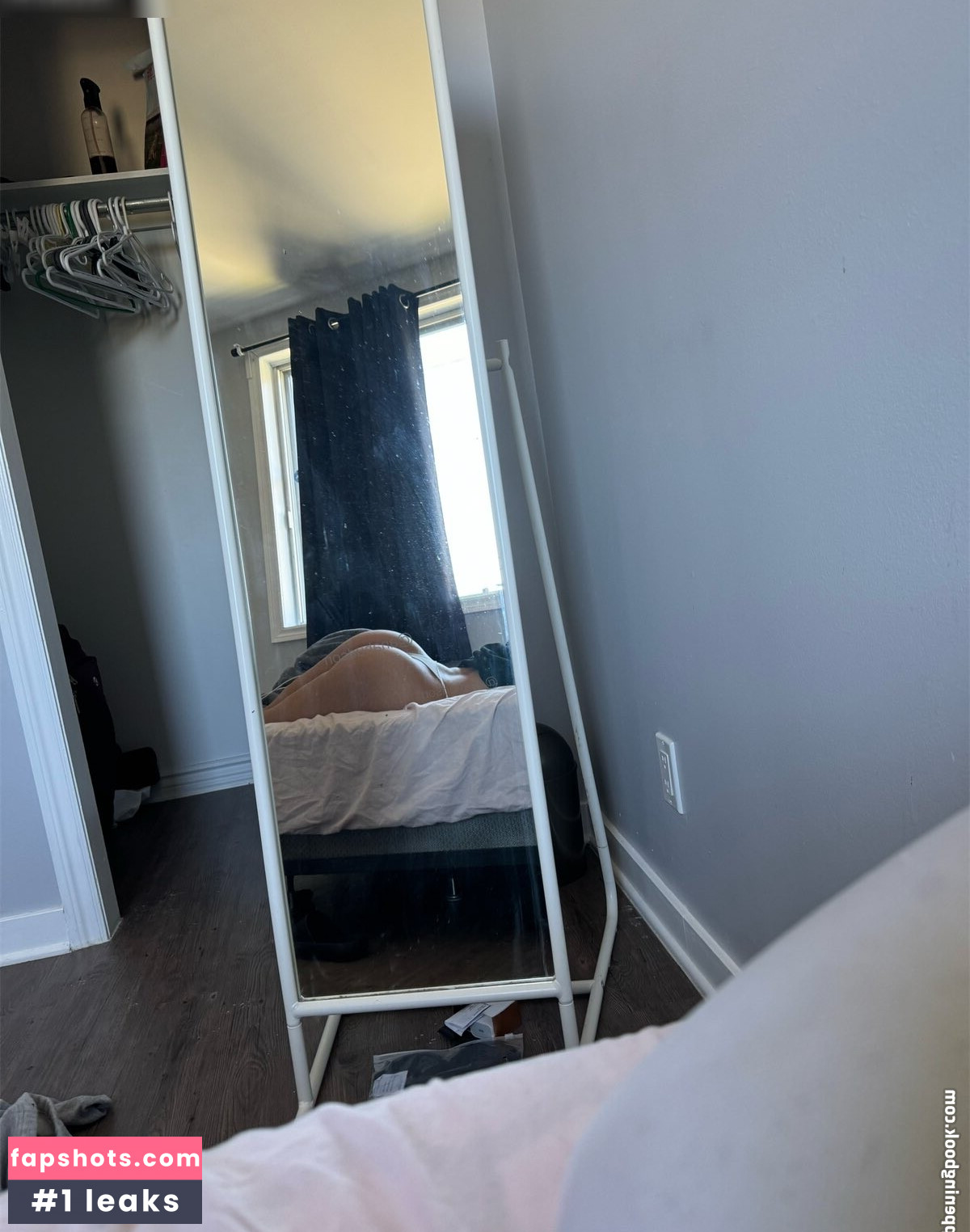 Ana Hudson gallery photo #16