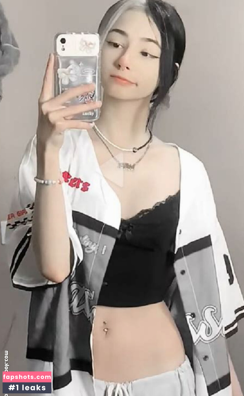 Ana Langdon gallery photo #2