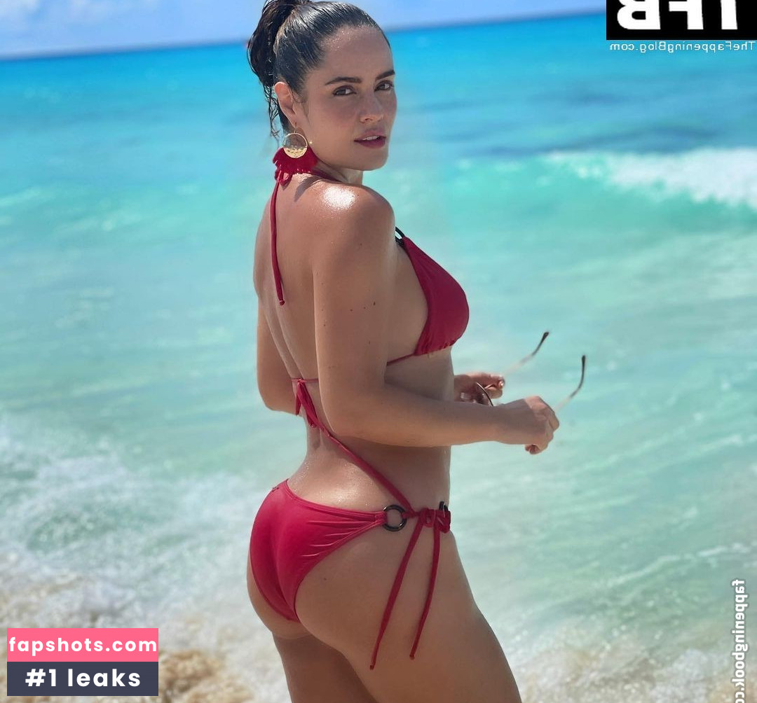 Ana Lucia Dominguez gallery photo #82