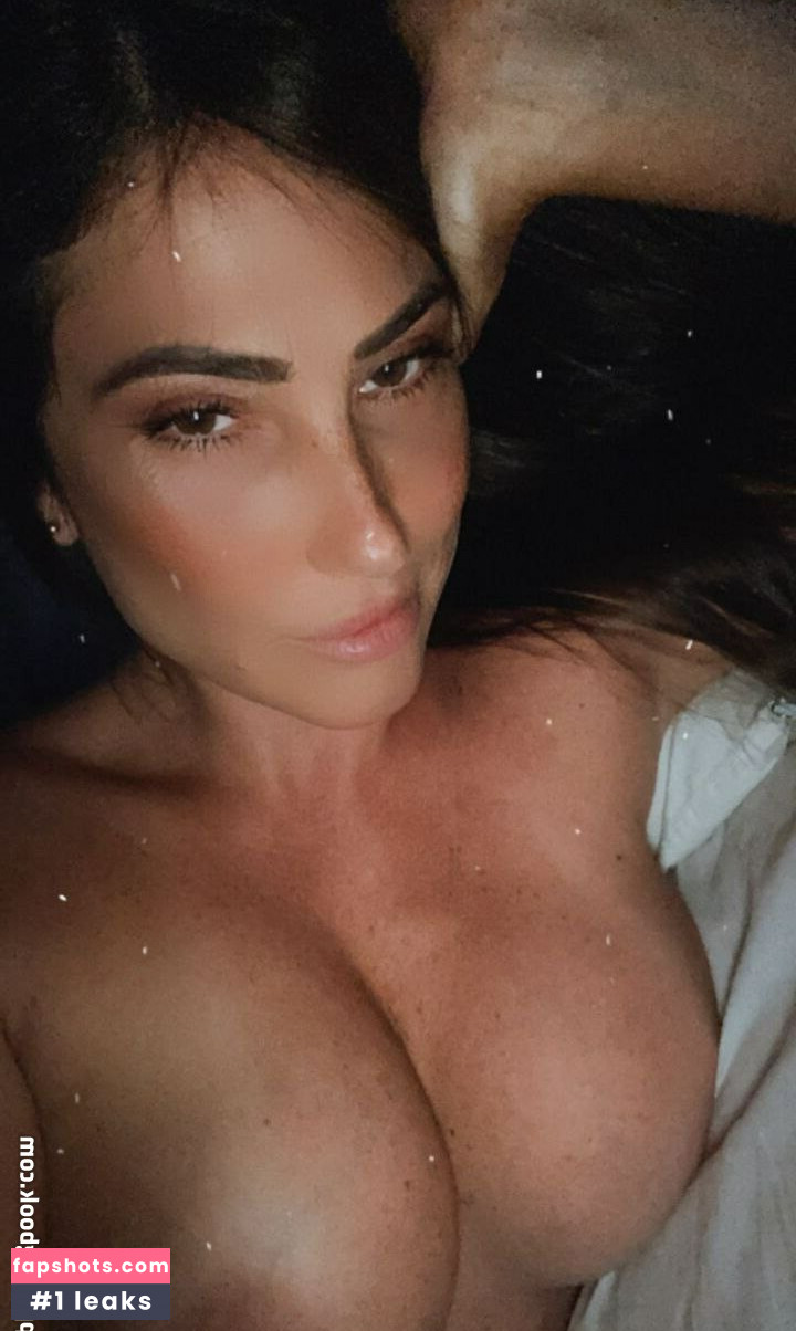 Ana Lucia Fernandes gallery photo #76