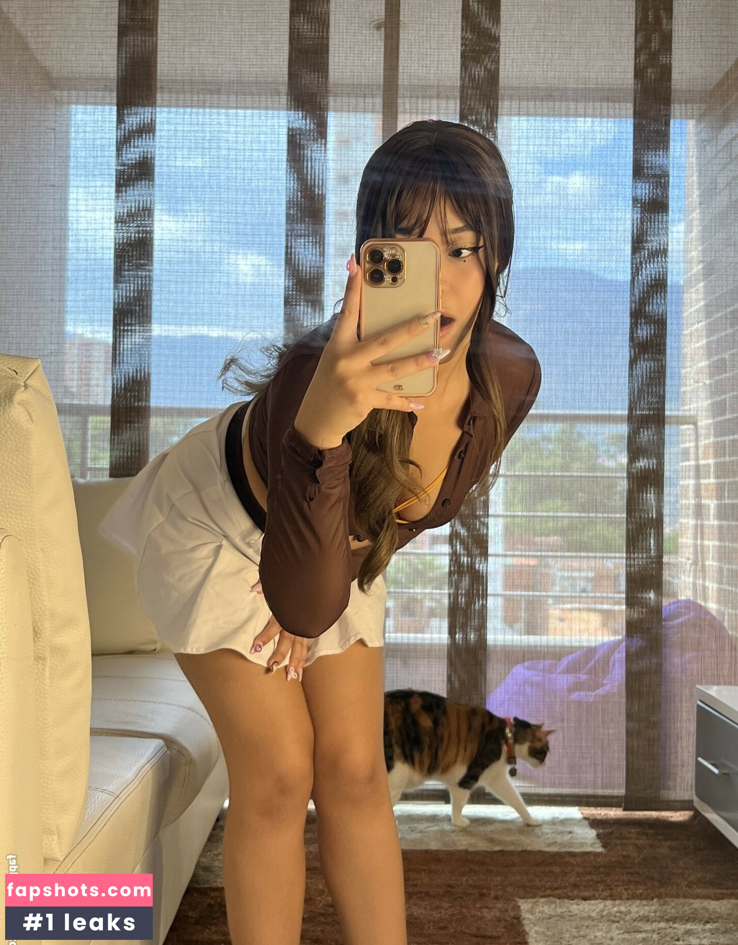 Ana Nunez gallery photo #21