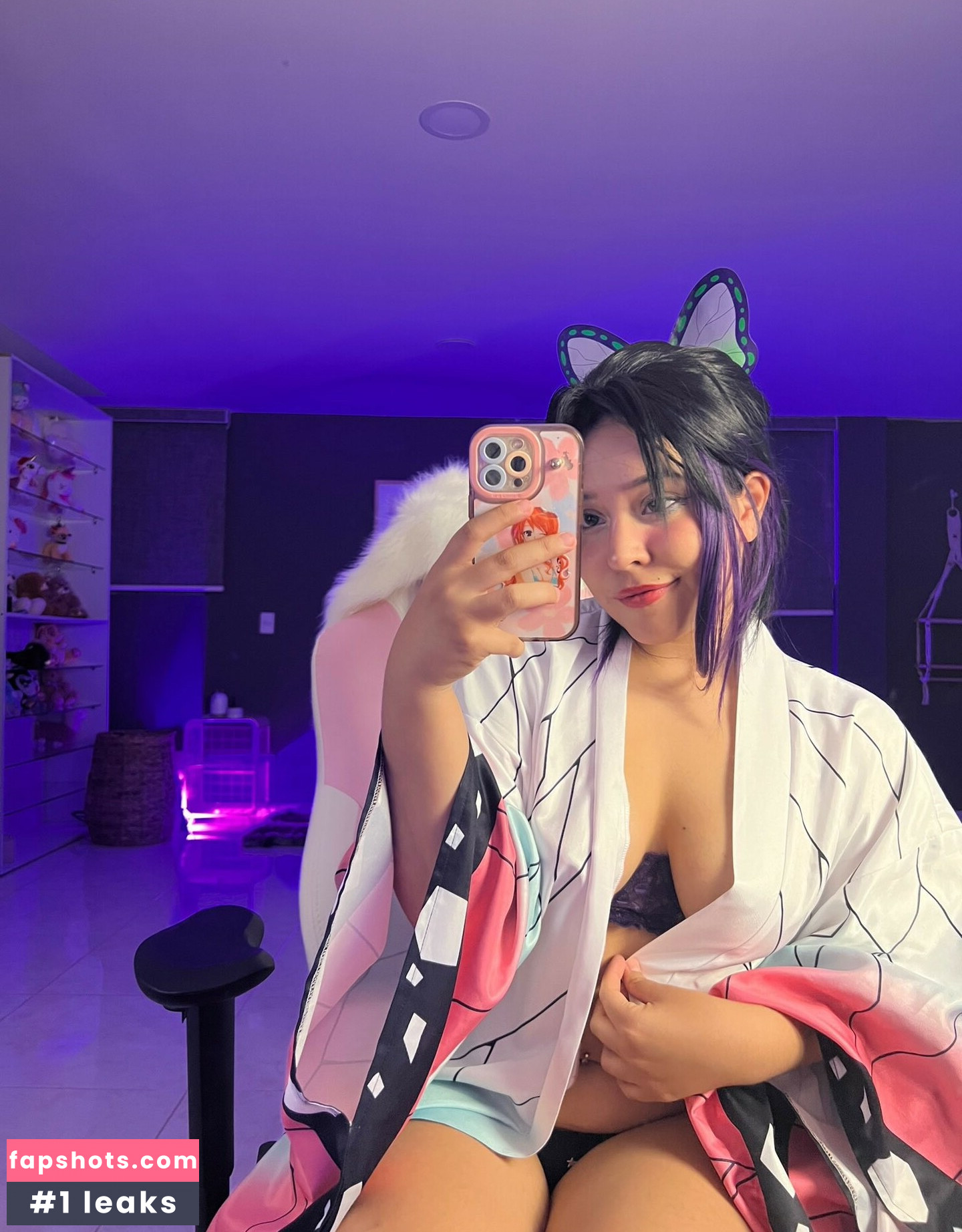 Ana Nunez gallery photo #4