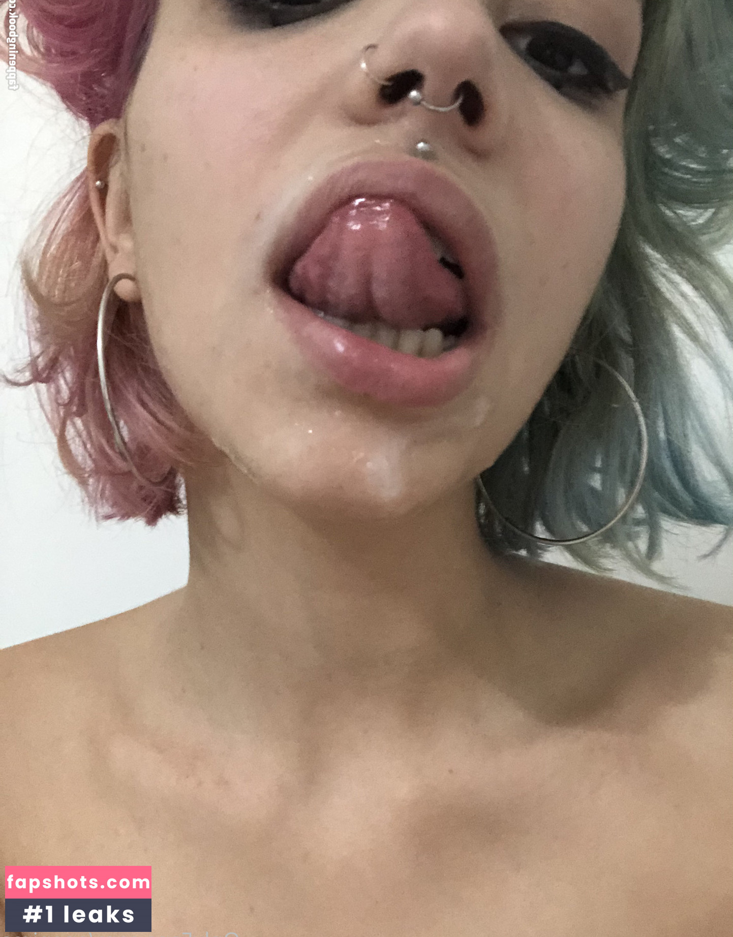 Ana Pires gallery photo #21