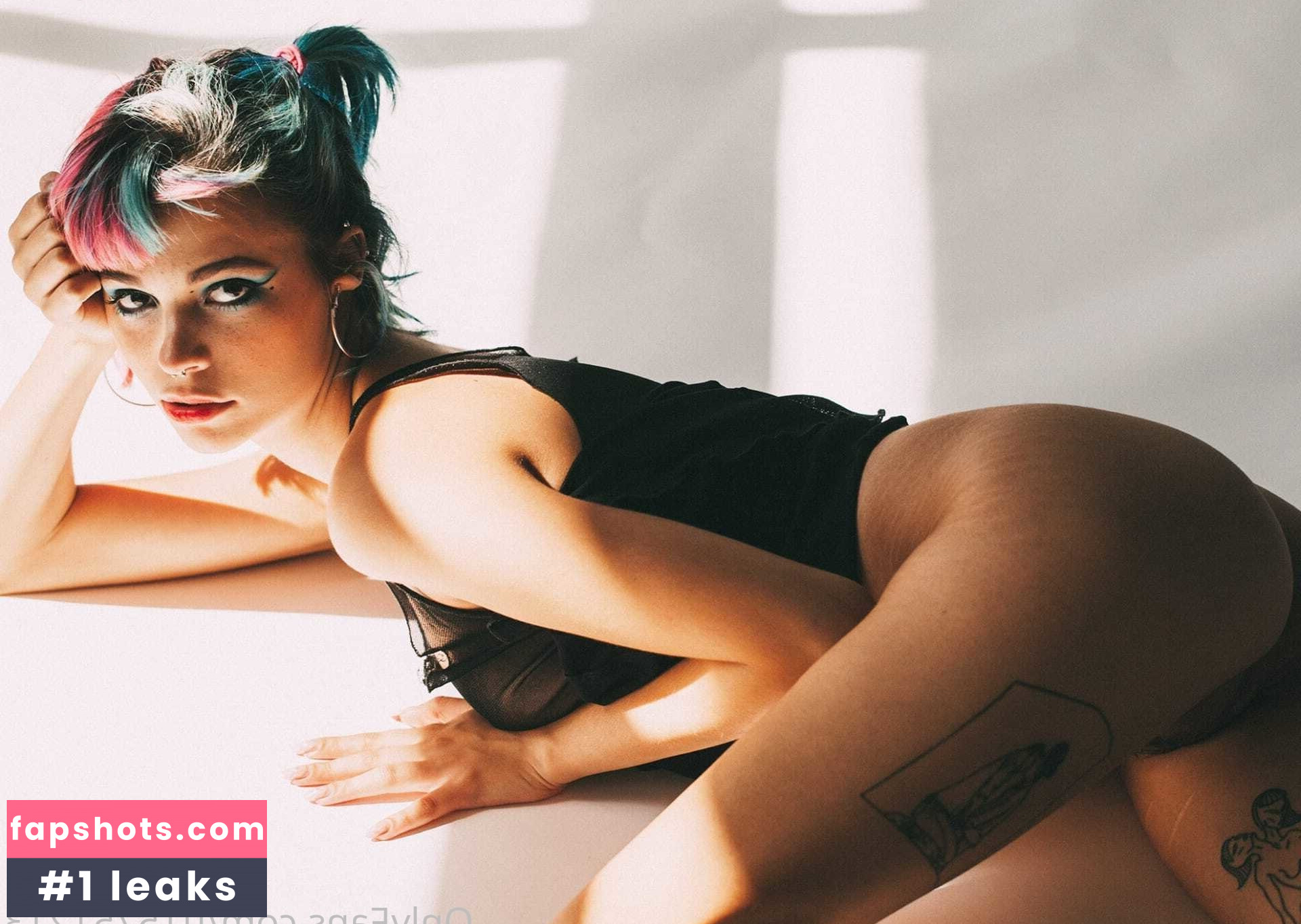 Ana Pires gallery photo #43