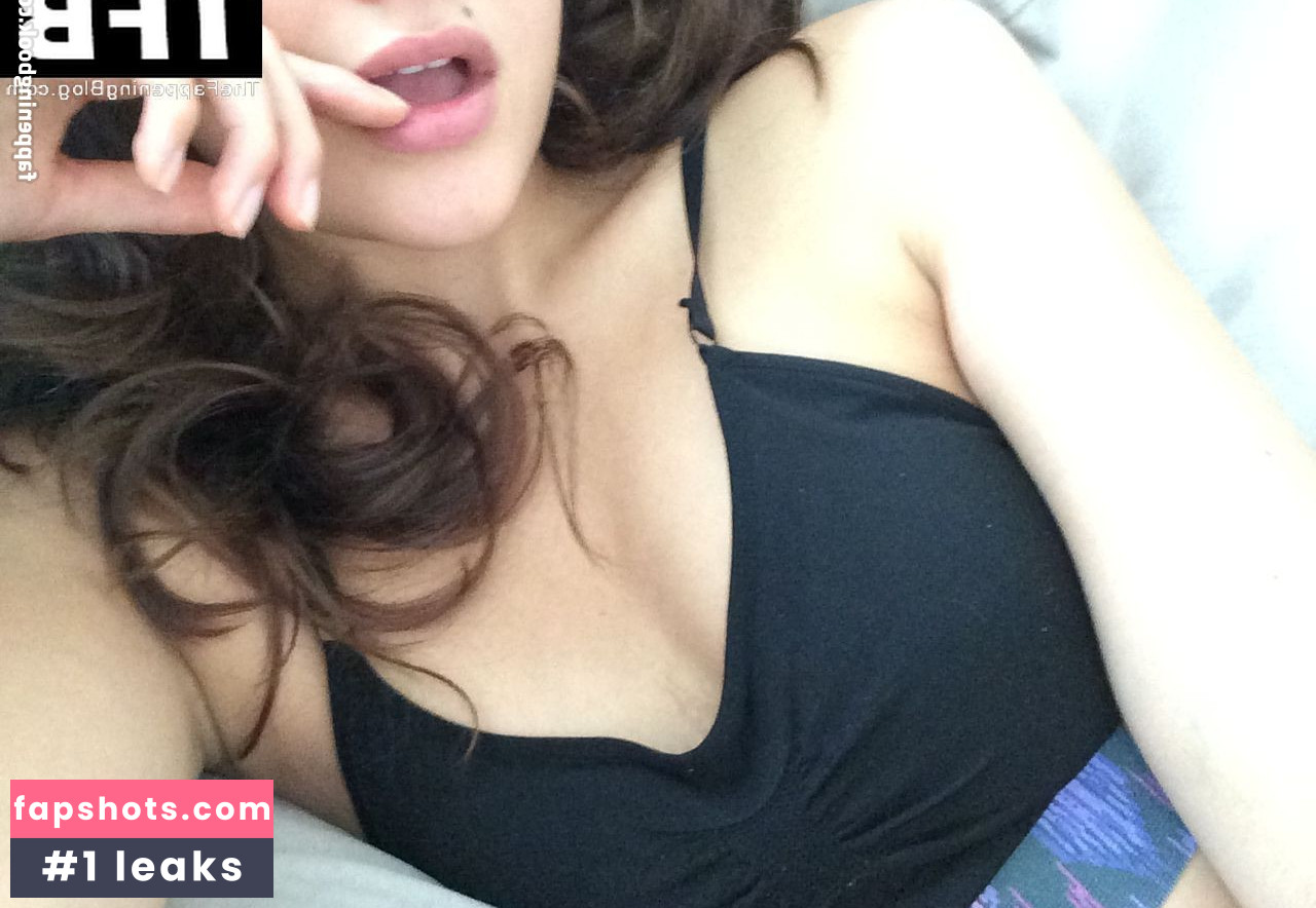 Ana Predo gallery photo #18