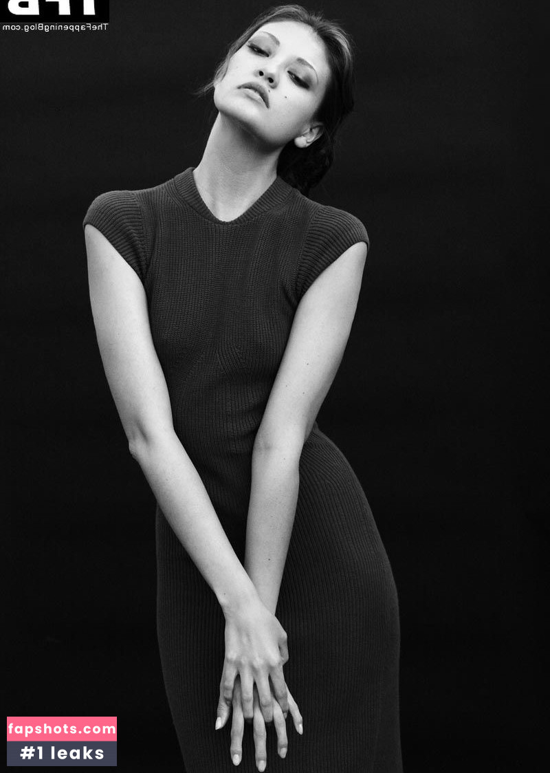 Ana Predo gallery photo #60