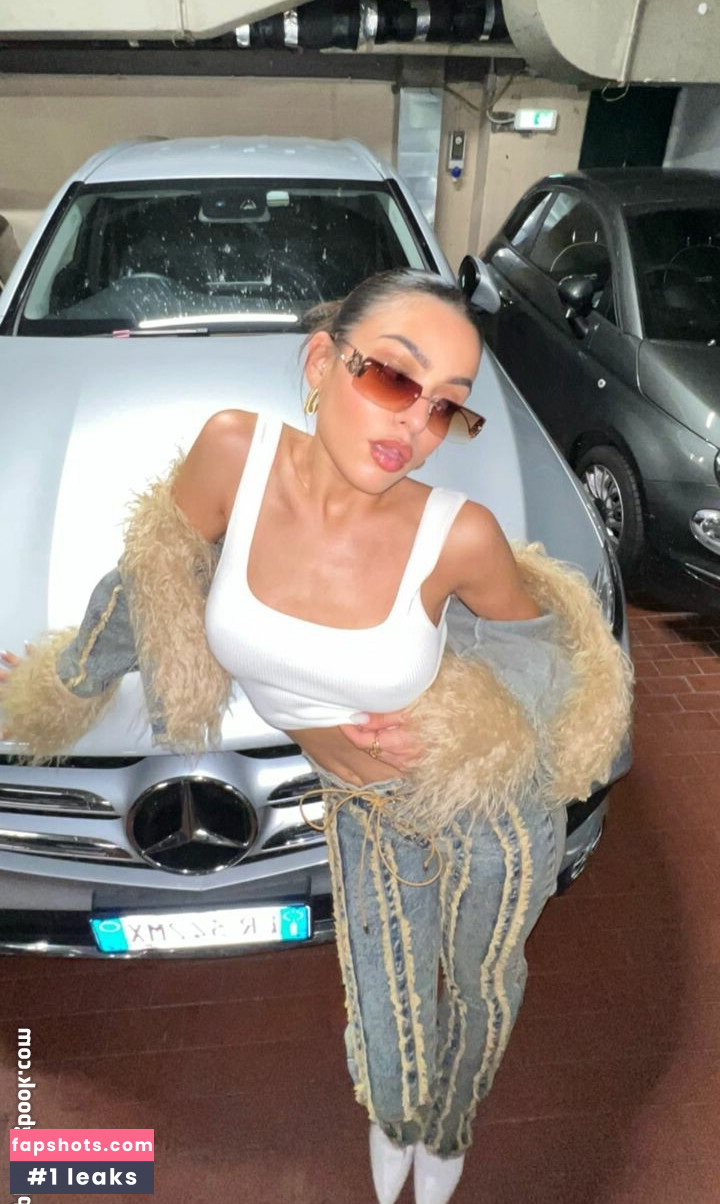 Anabel Hernandez gallery photo #108