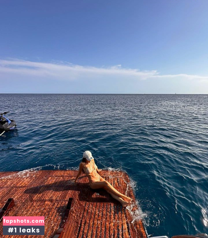 Anabel Hernandez gallery photo #51