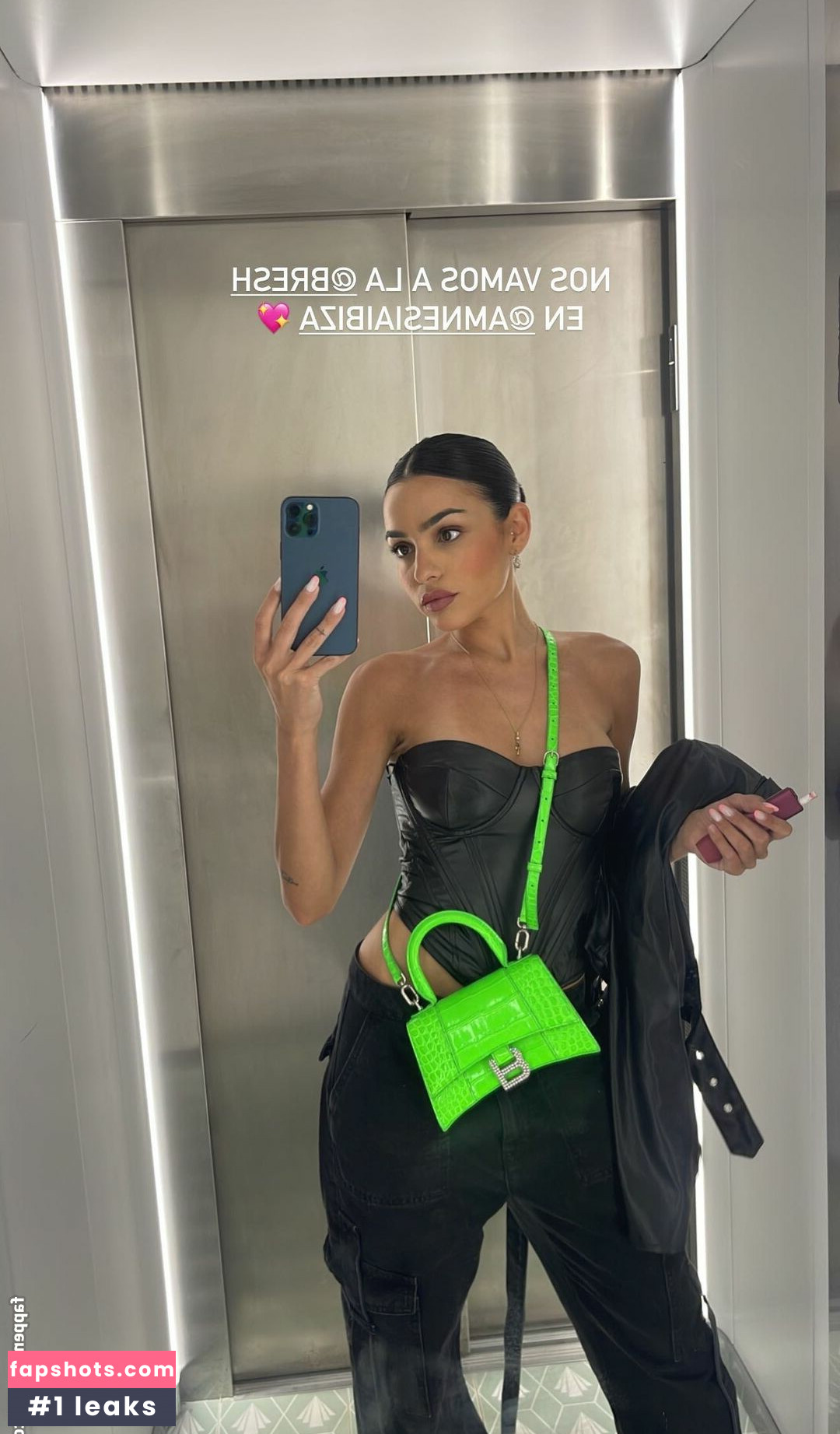 Anabel Hernandez gallery photo #71