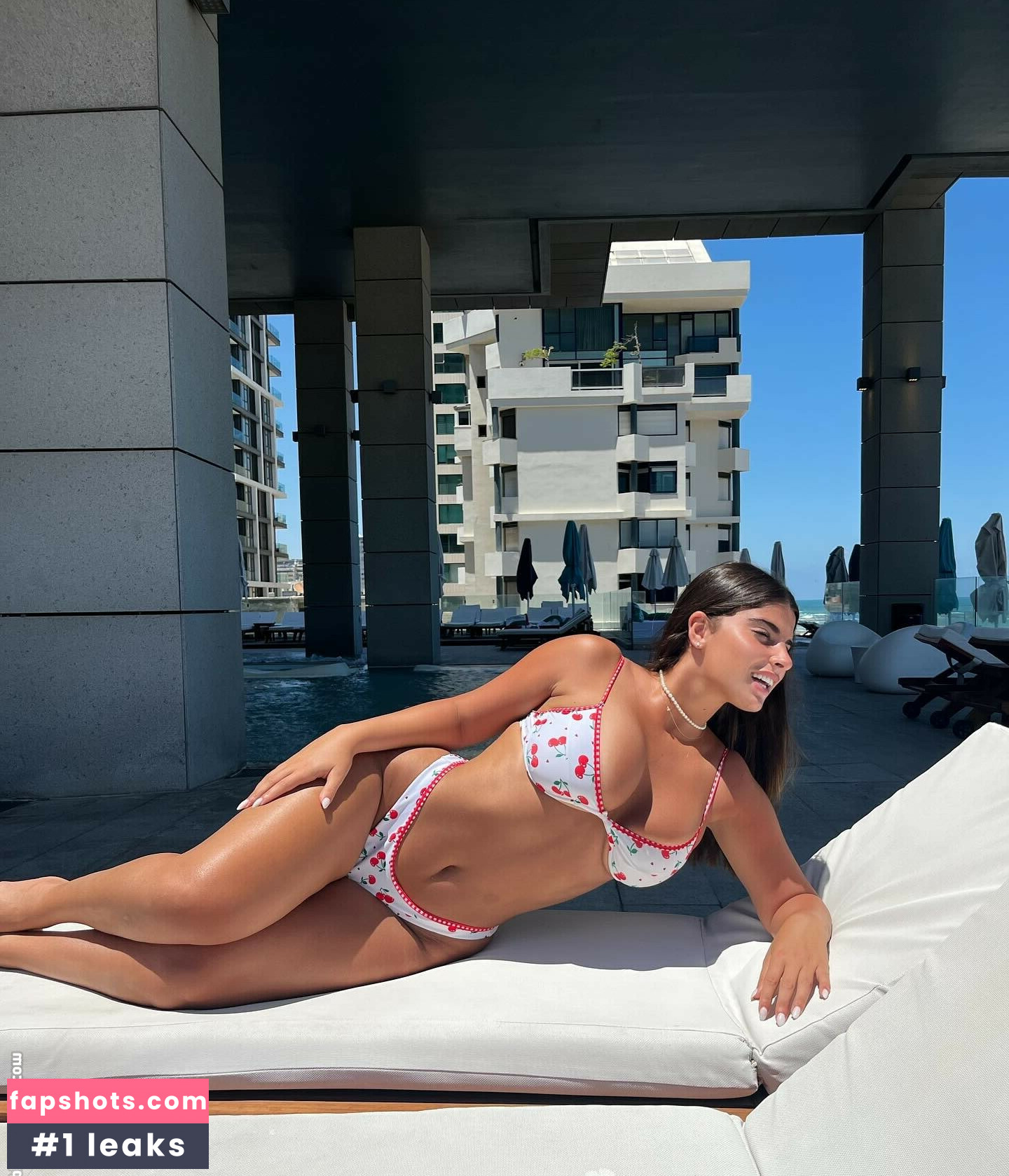 Anael Buzaglo gallery photo #15