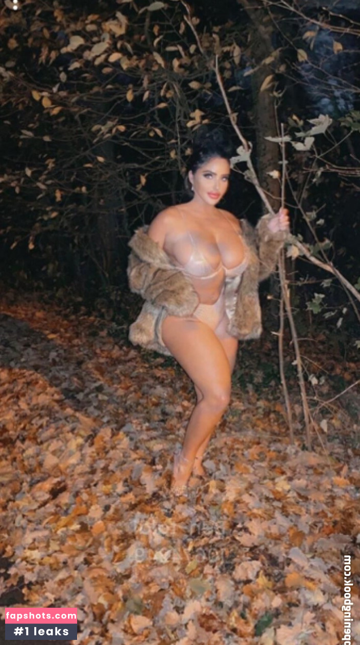 Anais Bragadias gallery photo #11